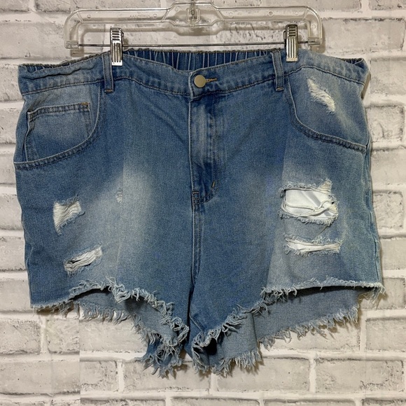 SHEIN Blue Distressed elastic waist Jean Shorts, 4XL - Picture 1 of 9